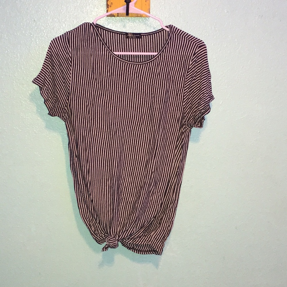 2 Urban Episode t-shirts